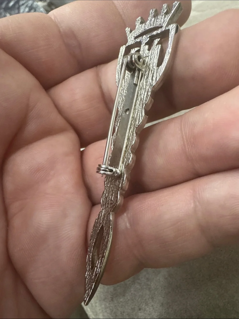 Silver Celtic Knot Kilt Pin with Castle Crest